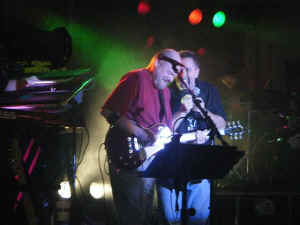 08_49.jpg (45403 bytes)