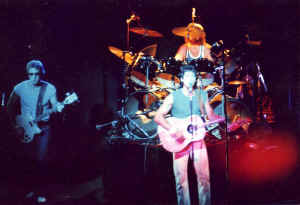 s004.jpg (73949 bytes)