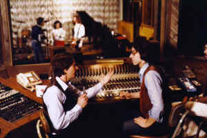 a039.jpg (82295 bytes)