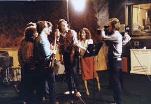 a040.jpg (73694 bytes)