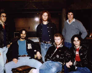 a043.jpg (59031 bytes)