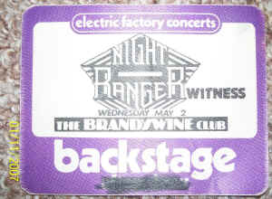 pass_001.jpg (173683 bytes)