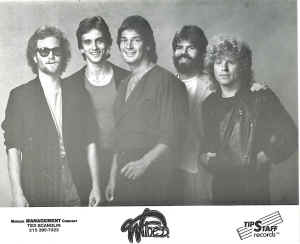 w1986b.jpg (337119 bytes)