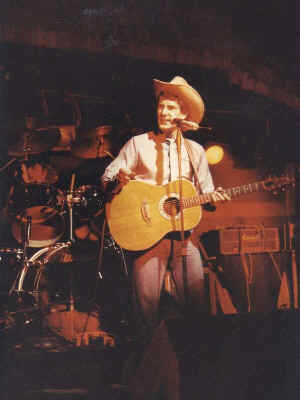 x_bs004.jpg (88527 bytes)