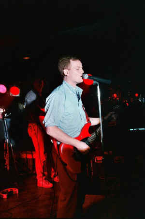 bx13.jpg (66049 bytes)