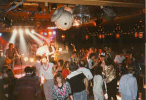 pk009.jpg (89895 bytes)