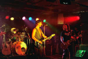 z18.jpg (98308 bytes)