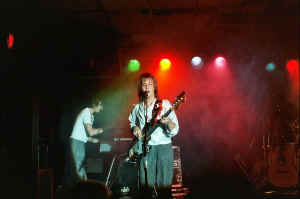 z24.jpg (75779 bytes)