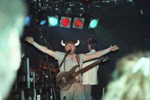 btt09.jpg (82201 bytes)