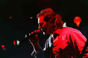 lr06.jpg (90013 bytes)