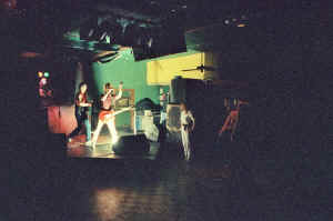 mg16.jpg (138146 bytes)