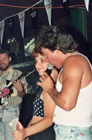 zz03.jpg (81427 bytes)