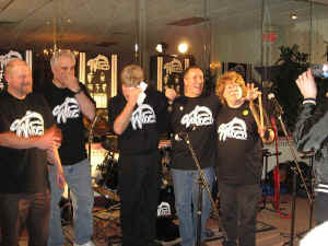 bd02.jpg (111074 bytes)