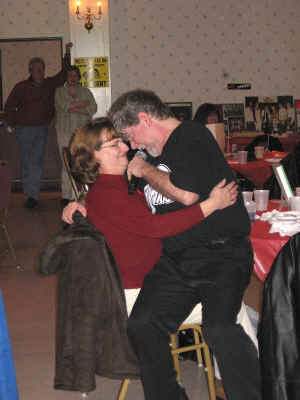 ce05.jpg (76952 bytes)