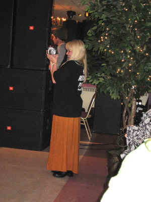 fn09.jpg (88504 bytes)