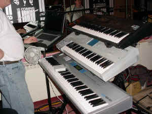 gr11.jpg (132695 bytes)