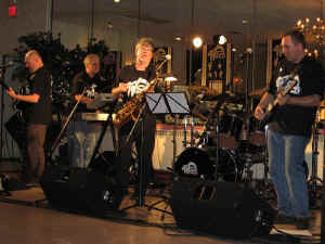 ms06.jpg (98858 bytes)