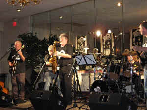 ms07.jpg (106593 bytes)