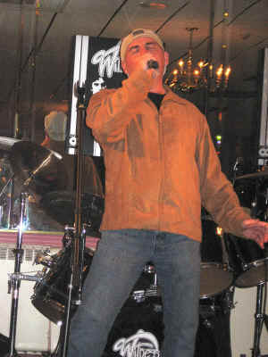 pr03.jpg (107458 bytes)