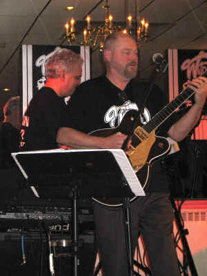 tl08.jpg (95969 bytes)