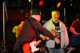 tj704.jpg (100387 bytes)