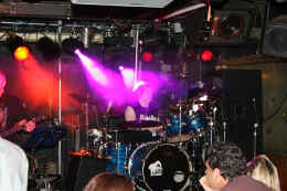 tj708.jpg (119715 bytes)