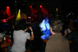 tj710.jpg (67131 bytes)