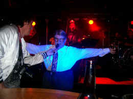 wit037.JPG (85972 bytes)