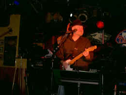 wit060.JPG (73932 bytes)